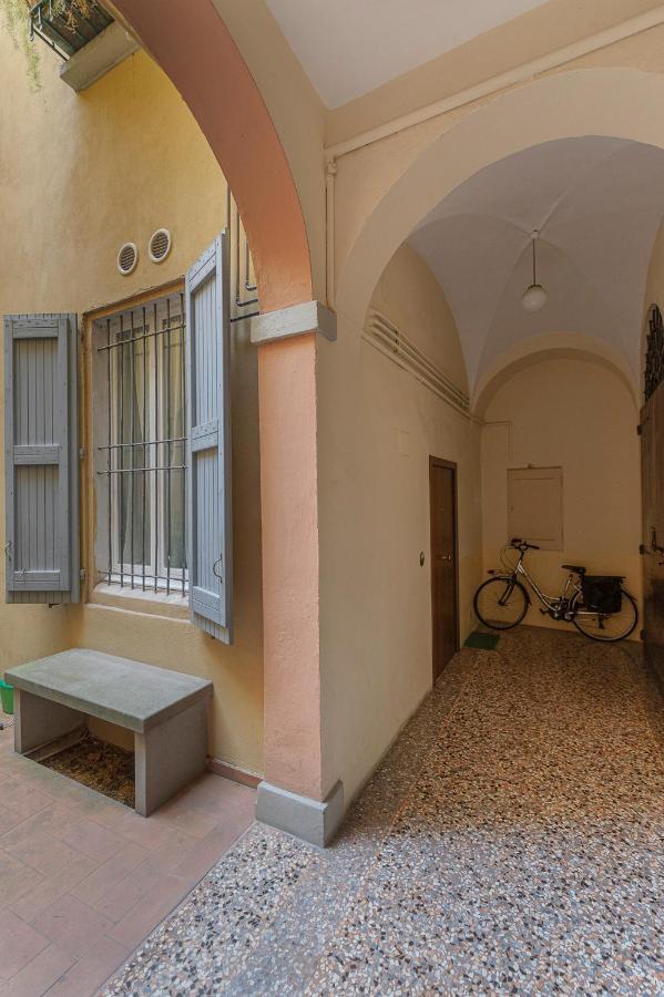 New Loft In The Heart Of Bologna 3 Apartment Luaran gambar